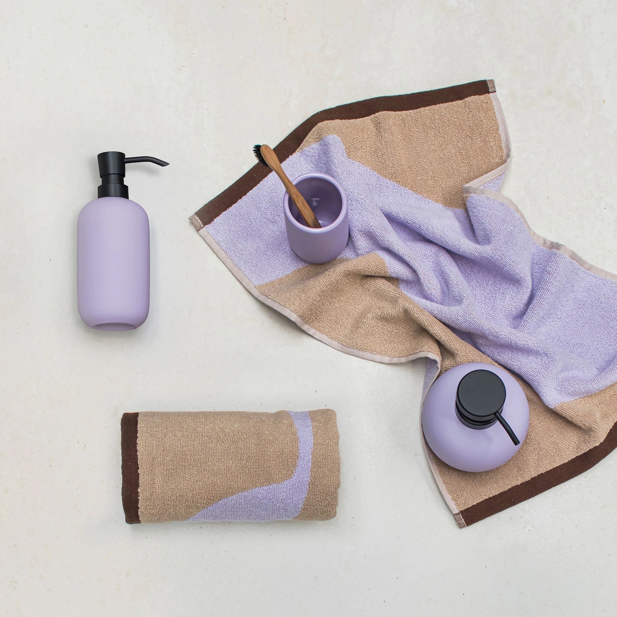 Muilo dozatorius Lotus Lilac Tall – Keramika su guminės dangos apdaila, juodas metalas