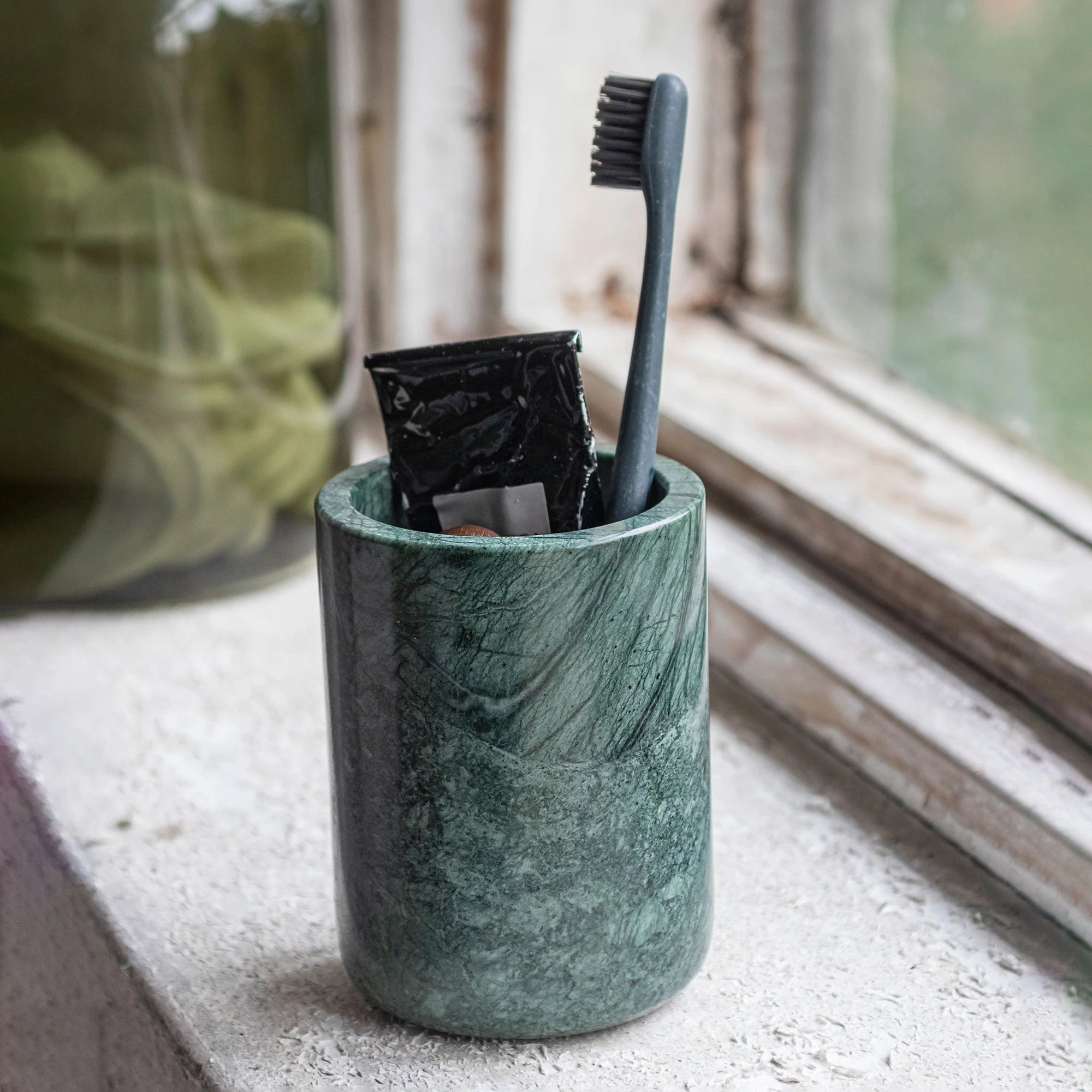 Indelis dantų šepetėliams Marble Dark Forest – Marmuras
