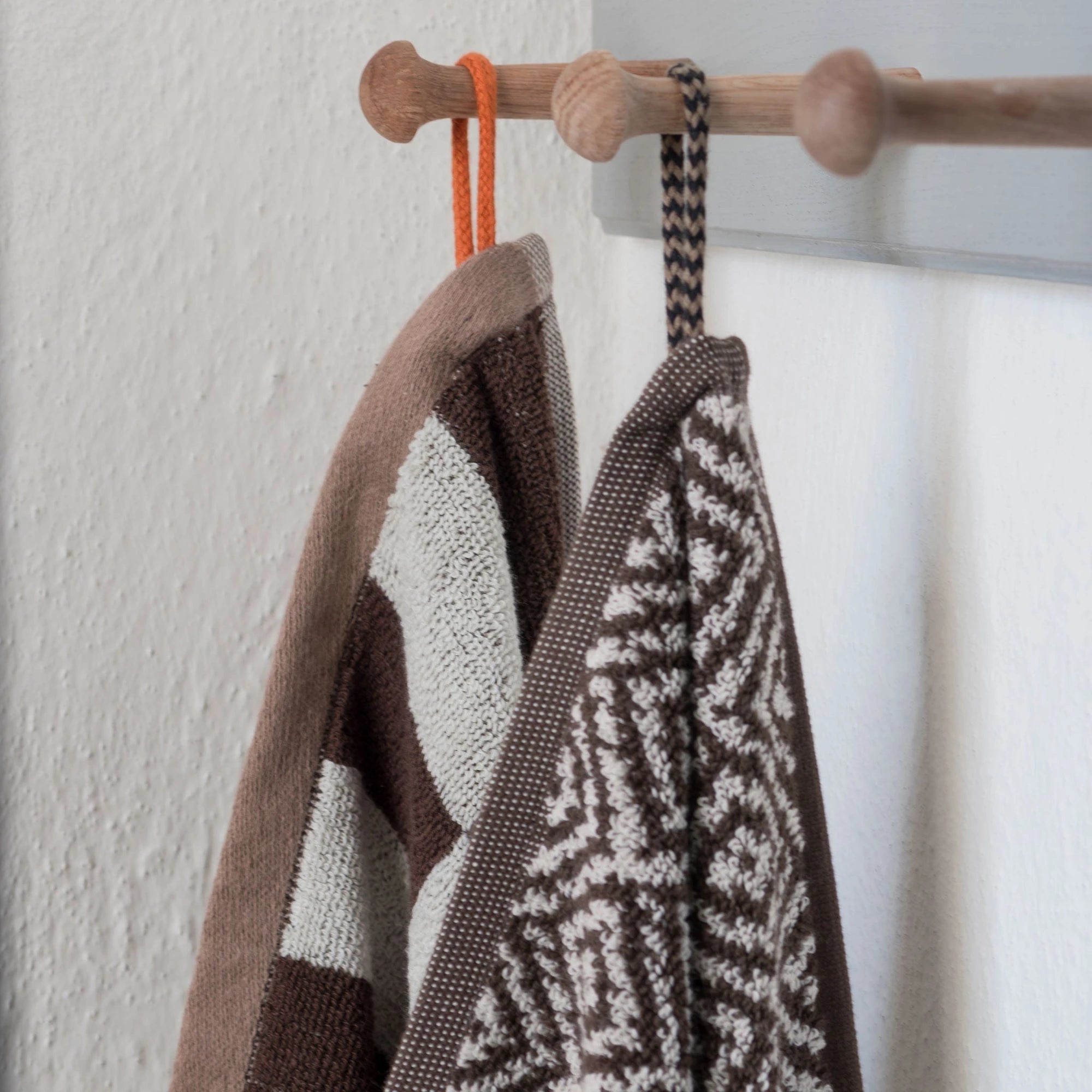 Rankšluostis Morroco Chocolate 135x70 cm – 100% medvilnė, OEKO-TEX® STANDARD 100 sertifikatas
