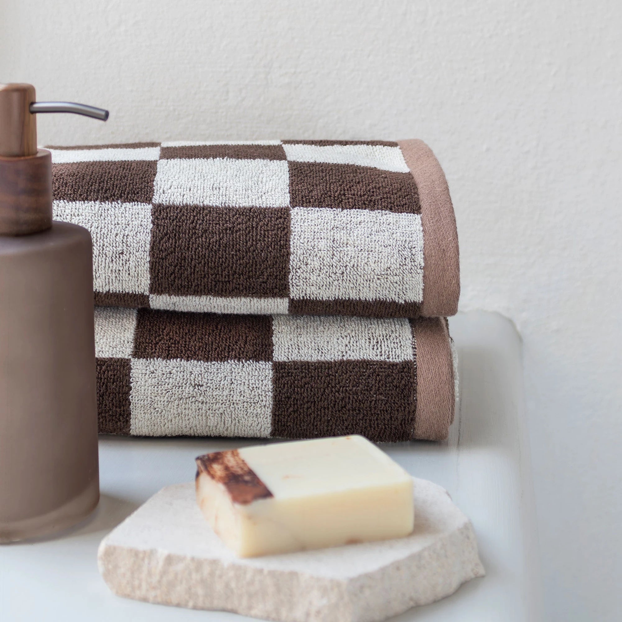Rankšluostis Retro Chocolate 133x70 cm – 100% ekologiška medvilnė, OEKO-TEX® STANDARD 100 sertifikatas